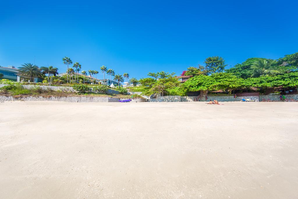 Private Beach Majestic Pool Villa Pattaya Exterior foto