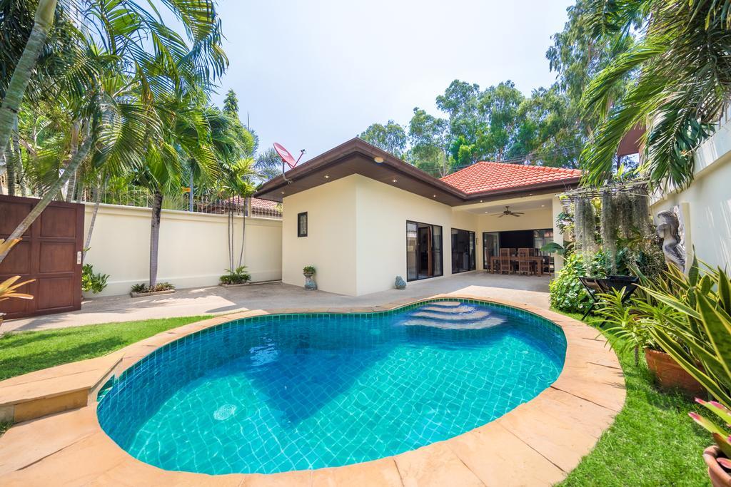 Private Beach Majestic Pool Villa Pattaya Zimmer foto