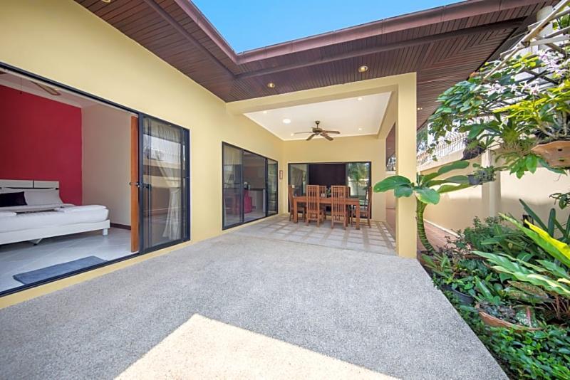 Private Beach Majestic Pool Villa Pattaya Exterior foto