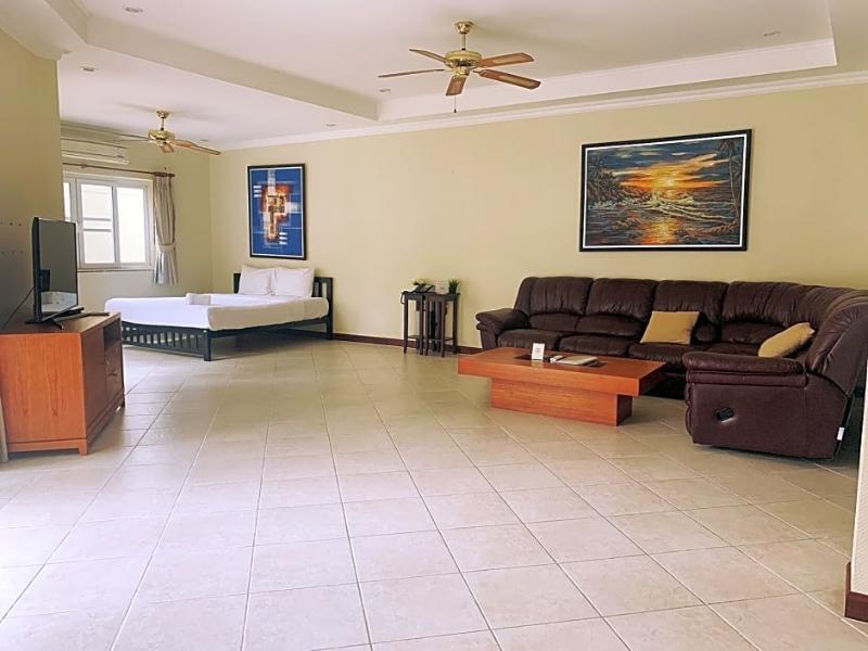 Private Beach Majestic Pool Villa Pattaya Exterior foto